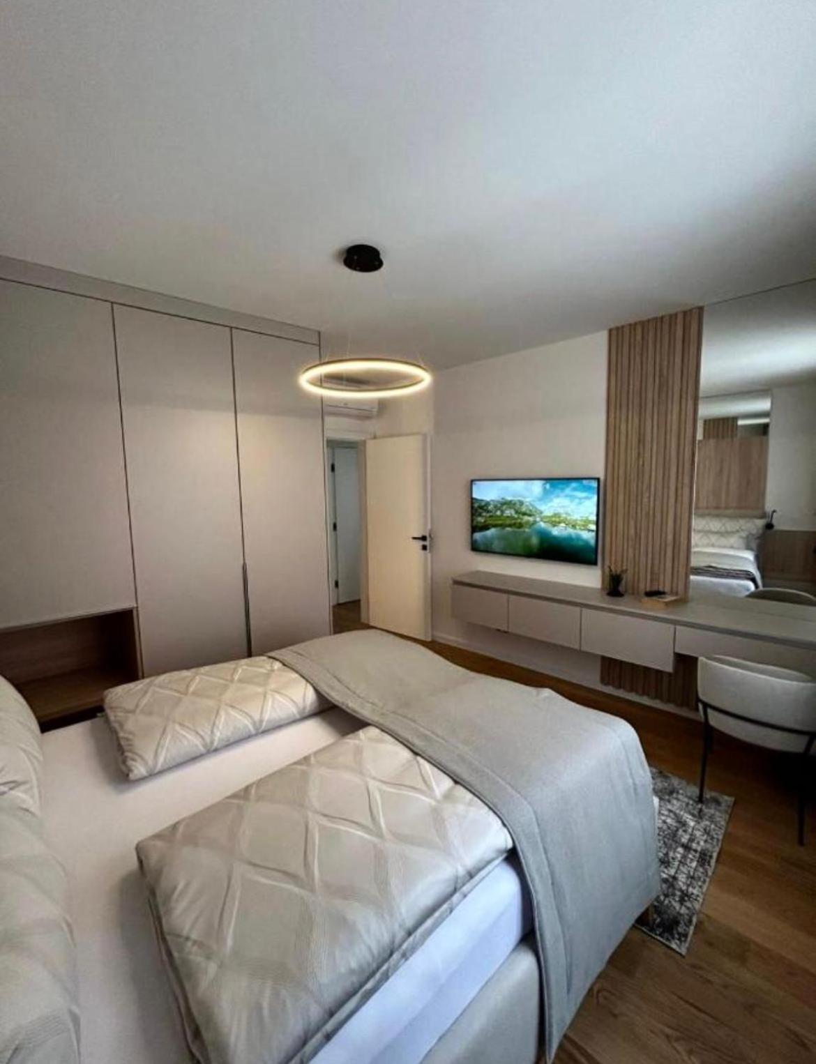 Heart Of Apartment SJJ