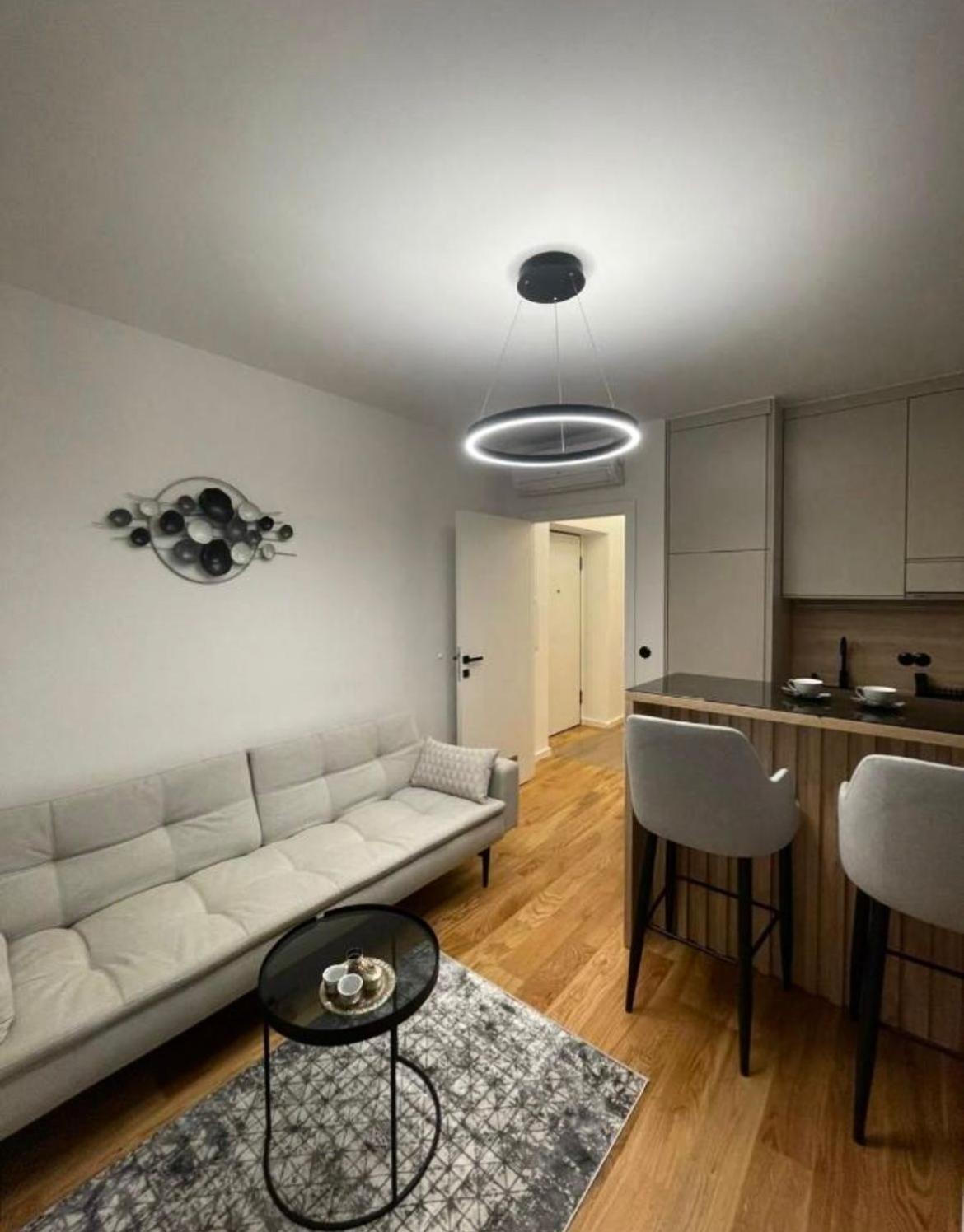 Apartment Heart Of SJJ